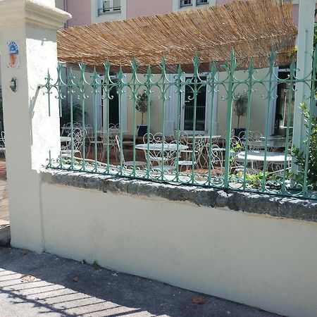 Le Patio De Fabio Acomodação com café da manhã Bollène Exterior foto