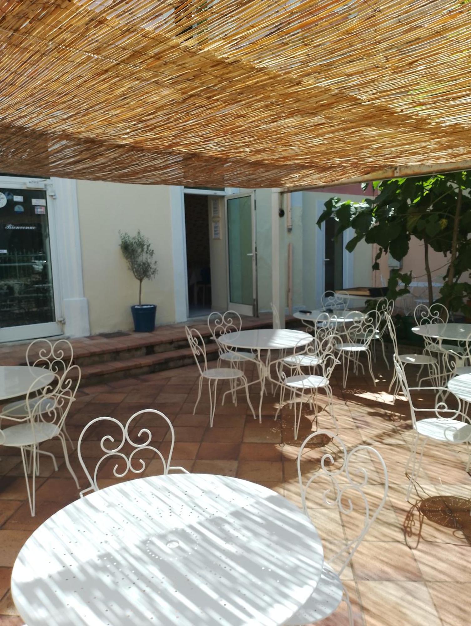 Le Patio De Fabio Acomodação com café da manhã Bollène Exterior foto
